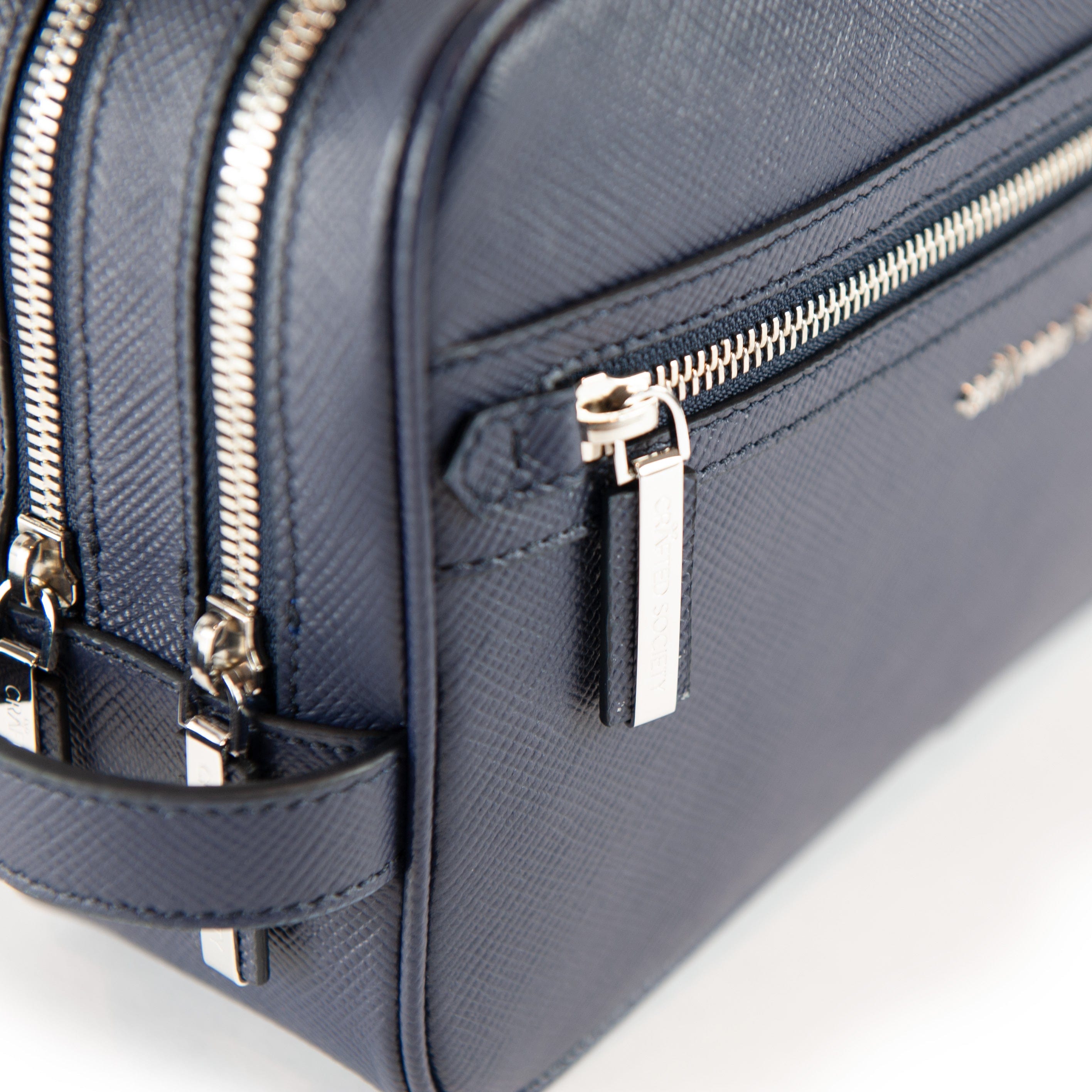 Edy Wash Bag | Navy Saffiano Leather | Made in Italy